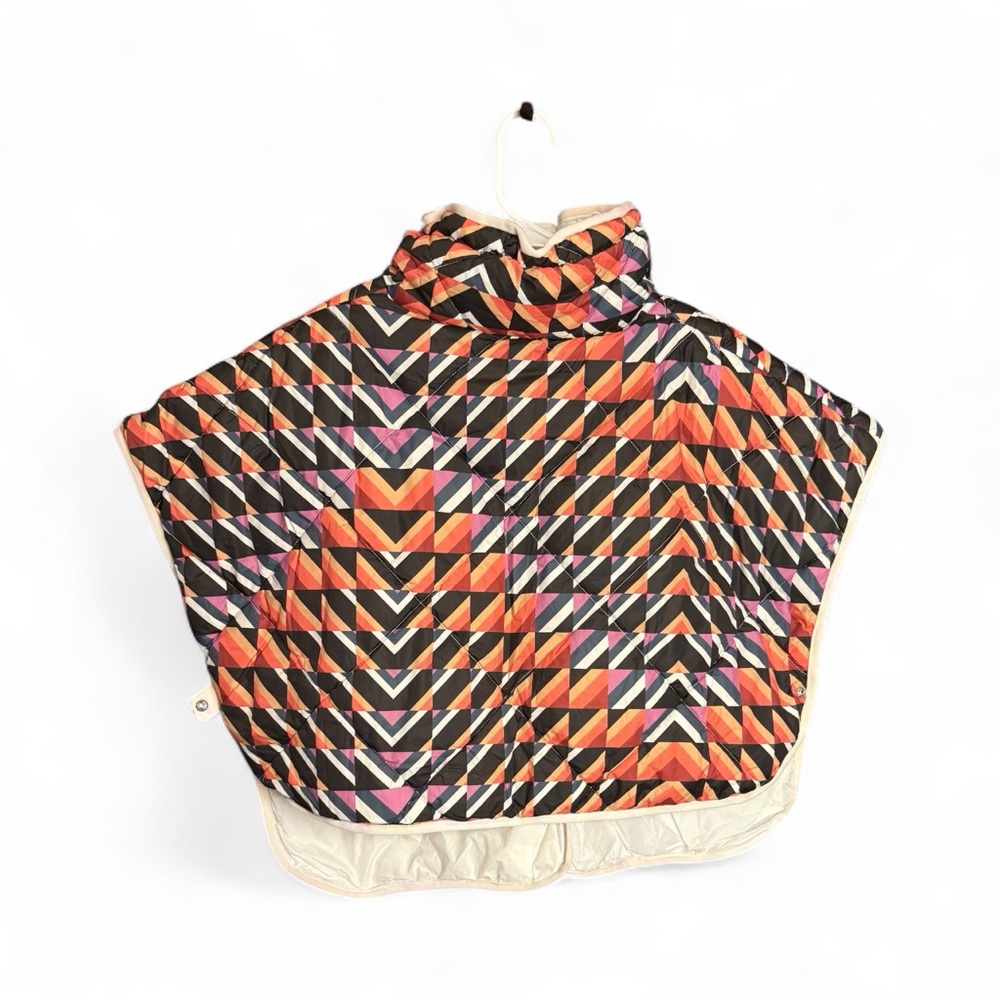 NWOT Free People Movement Chill Out Print Packable Puffer Poncho 
Geometric - Picture 3 of 4